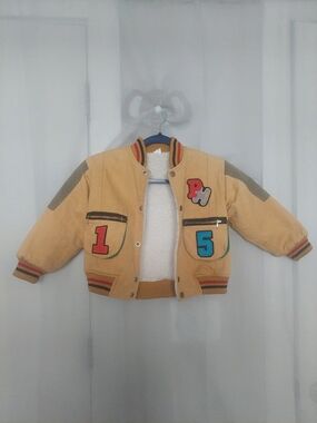 Kids Yellow Number-Patch Puffer Jacket with Sherpa Lining